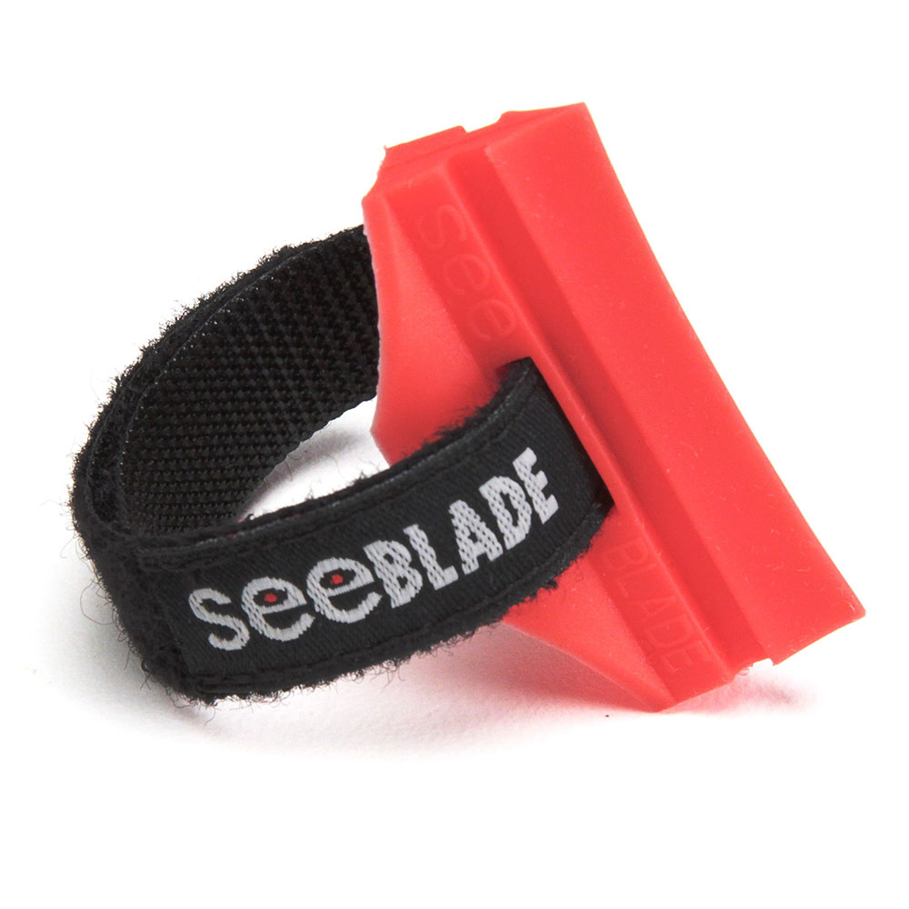 Seeblade squeegee for wiping ski goggle lenses